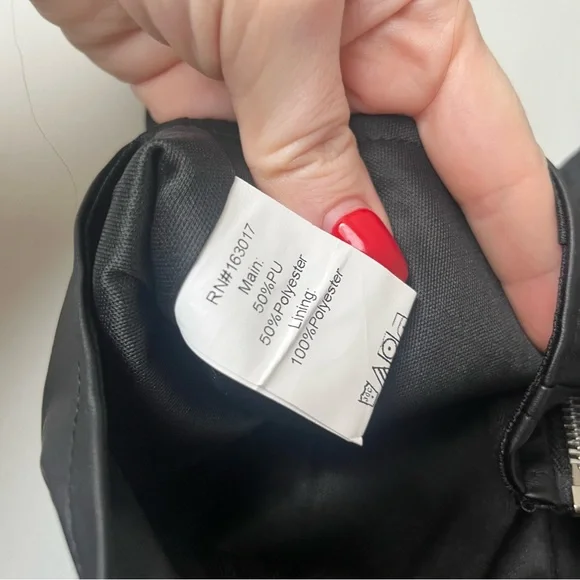 Princess Polly Travis Black Faux Leather Cropped Corset Top 2 - Picture 11 of 13